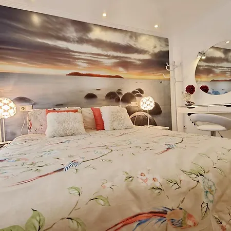 Navamares Luxury Апартаменти *